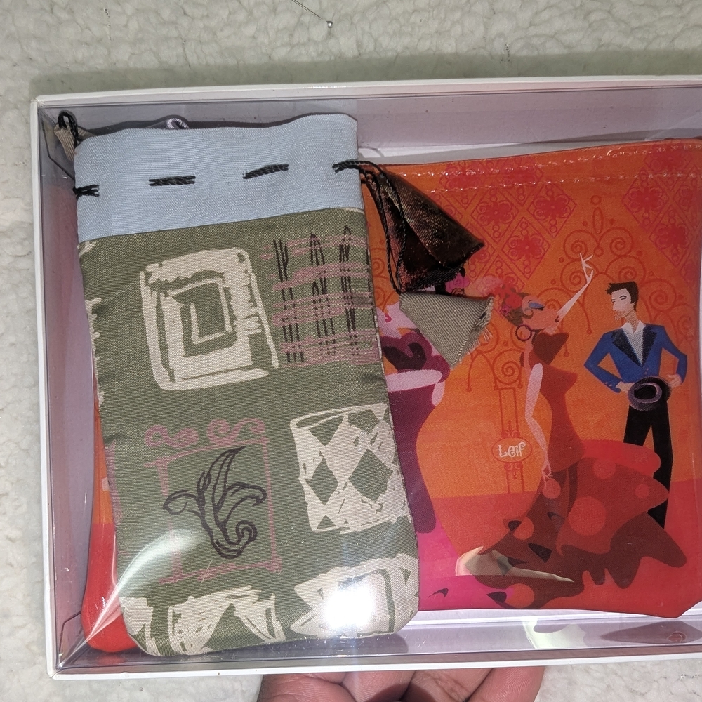 Colorful Drawstring Pouches Set - Picture 3 of 5